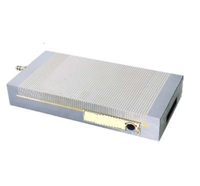 আয়তক্ষেত্রাকার স্থায়ী চুম্বকীয় চক